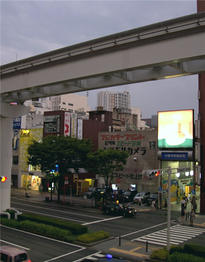 小倉駅前